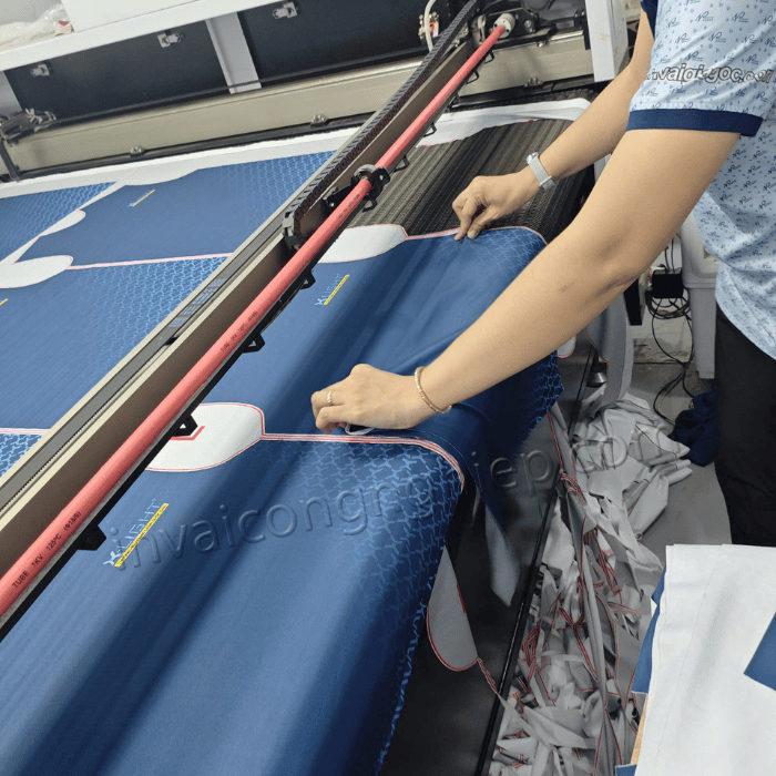 cắt laser vải